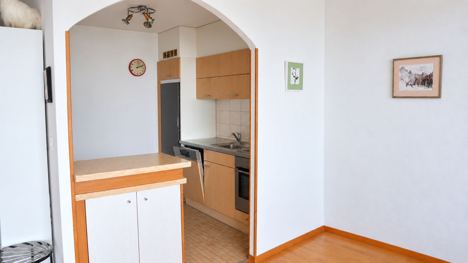 Cuisine ouverte sur la salle à manger